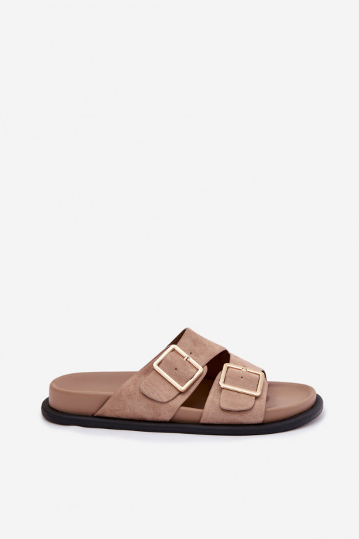 Sandfarbene Kunstveloursleder-Slipper mit goldenen Schnallen Selissea