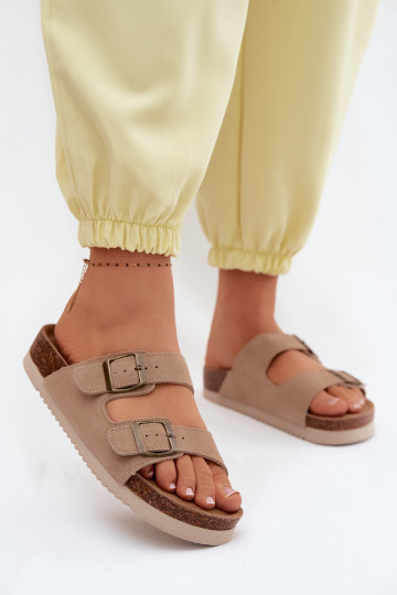 Chaussons en cuir daim couleur sable avec boucles Rosaliae 2