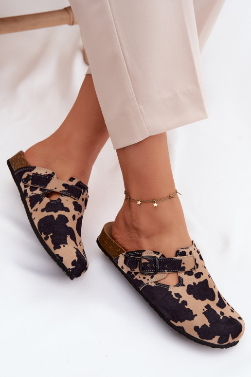 Suède leren mule slippers met gespen Zazoo 1905, zand en zwarte kleuren