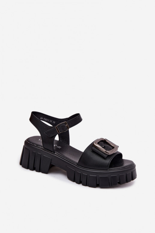 Damensandalen Feminin mit einer Plattform mit Schnallen Vinceza 79611 schZuarze Farbe