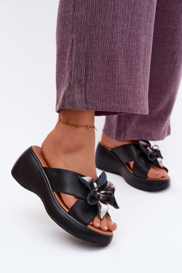 Chaussons en cuir à plateforme avec fleurs décoratives Vinceza 41511, couleur noire 2