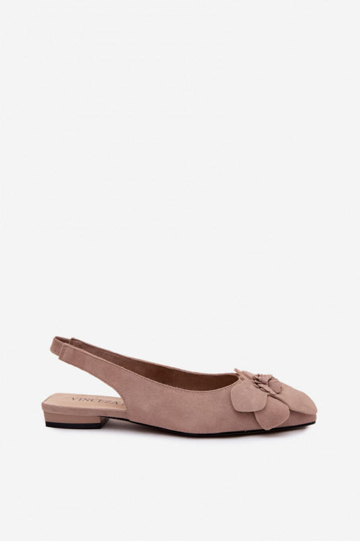 Sandalen Haut aus INildleder mit breiten Absätzen Mit Dekorationen Eine Blume Vinceza 66951 Beige