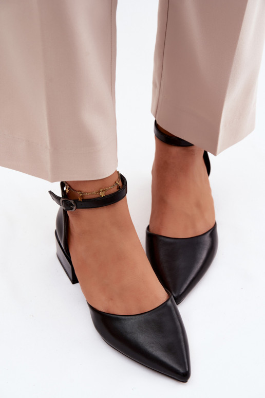 Schwarze Schuhe mit Absatz und Riemen Vinceza 62278