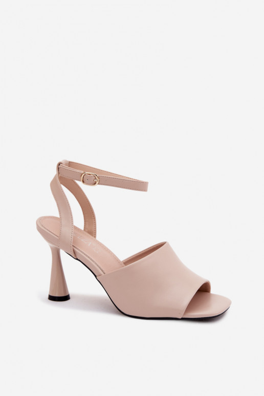 Sandales beiges pour femmes avec petits talons Vinceza 62297