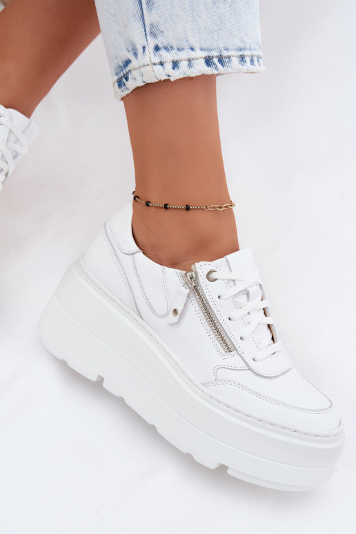 Peau Chaussures modèle baskets Féminin avec une plateforme Zazoo N1084 couleur blanche