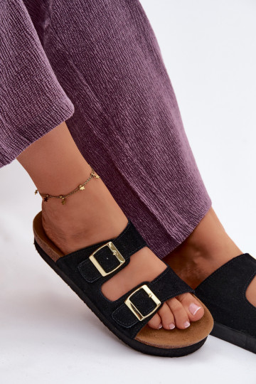 Zwarte faux suede slippers met platform en gespen Vinceza 102657