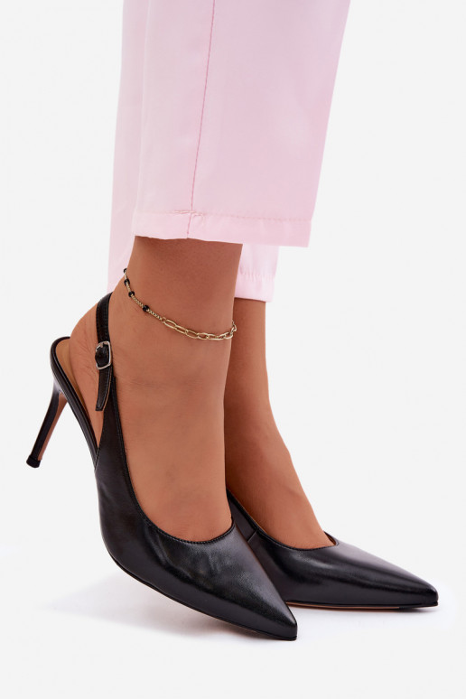 Sandales pour femmes avec des talons finsActivéturalnej Skóry couleur noire Kandy