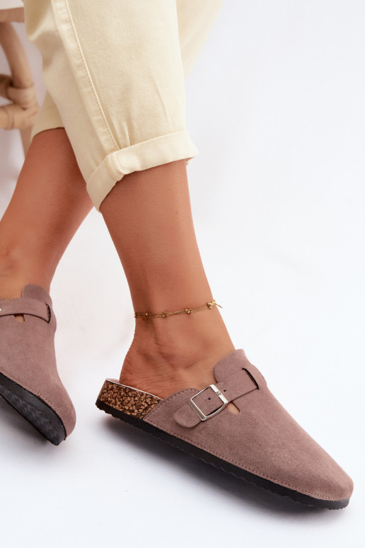 Zandkleurige slippers met gespen Lacey