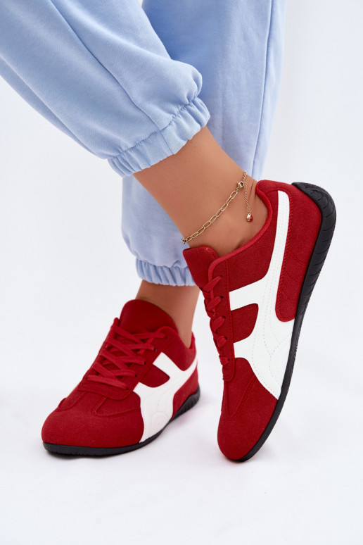 Chaussures modèle baskets Féminin couleur rouge Il fautple