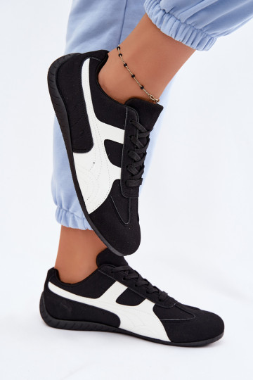 Chaussures modèle baskets Féminin couleur noire Il fautple