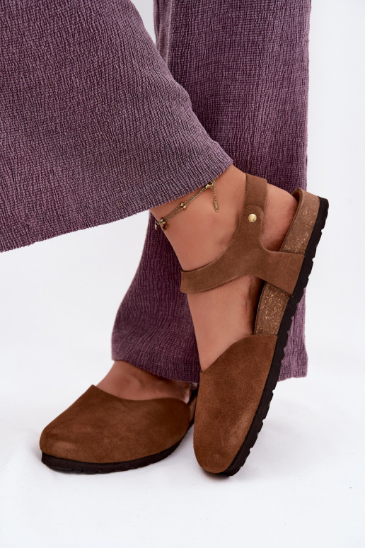 Leer Suède damessandalenZakrytymi Palcami Het heeftciejka H7365-02 bruine kleur