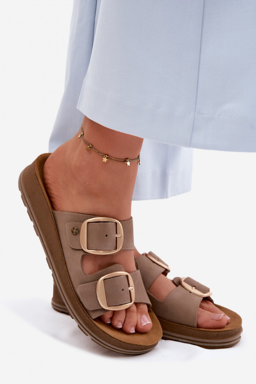 Chaussons en cuir avec boucles couleur sable