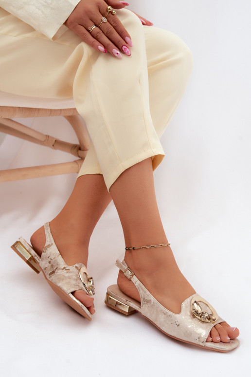 Platte sandalen voor vrouwen met ornamenten in goudkleur