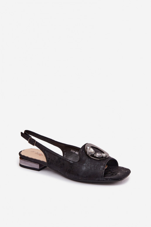Platte sandalen voor vrouwen met ornamenten in zwart