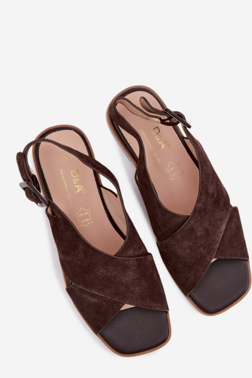 Suede sandalen met brede hakken D&A JC61-1001 chocolade