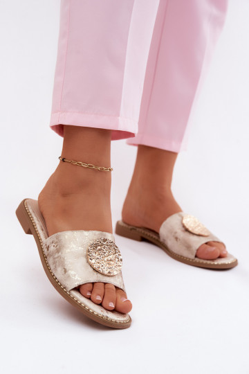 Dames slippers met decoratieve details en brede hakken KV61-6034 goudkleurig 2