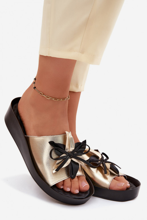 Leren slippers met ornamenten S.Barski KV61-6044 goudkleurig