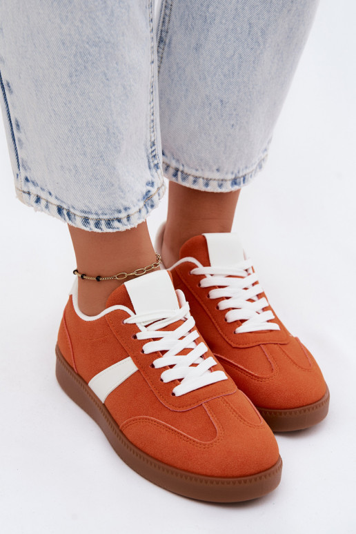 Chaussures modèle baskets FémininImitacji en daimu couleur orange Calira