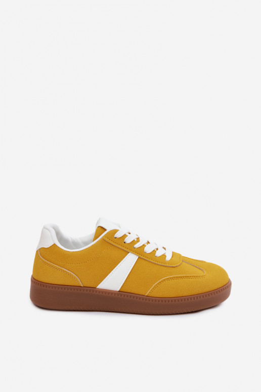 Chaussures modèle baskets FémininImitacji en daimu couleur jaune Calira