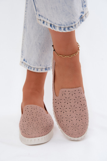 avec des éléments ajourés Un modèle convaincant chaussures Féminin couleur rose Salty 2