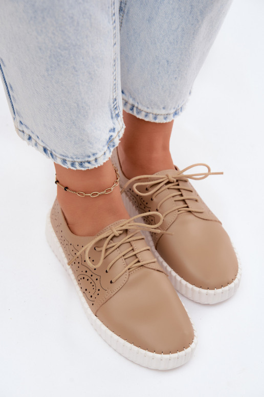 Sandfarbene durchbrochene Schuhe mit Schnürsenkeln Pearla