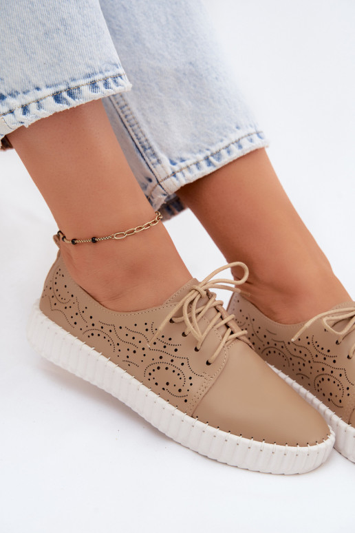 Sandfarbene durchbrochene Schuhe mit Schnürsenkeln Pearla