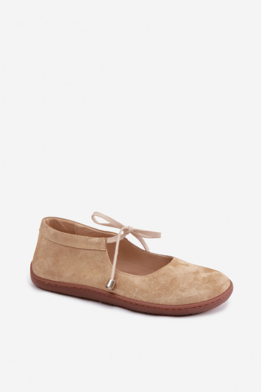 Sandfarbene Veloursleder-Ballerinas mit Riemchen Zazoo 021