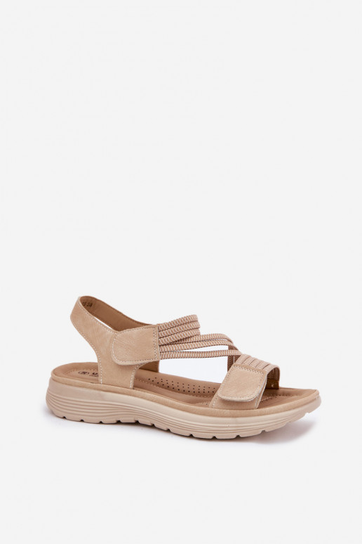Bequeme Damen sandfarbene Sandalen mit Klettverschlüssen Hallriva