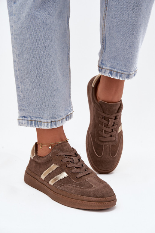 Chaussures modèle baskets Féminin en daim avec une plateforme marron Sylviona