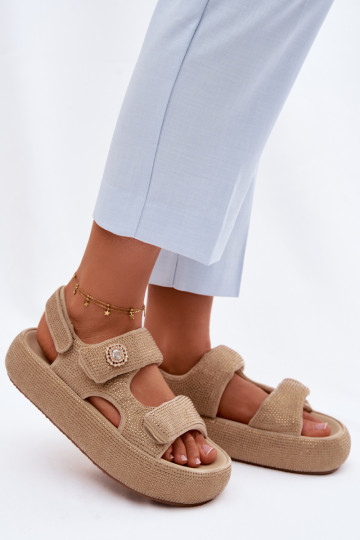 Sandales à plateforme décorées pour femmes GOE TT2N4101 sable 2