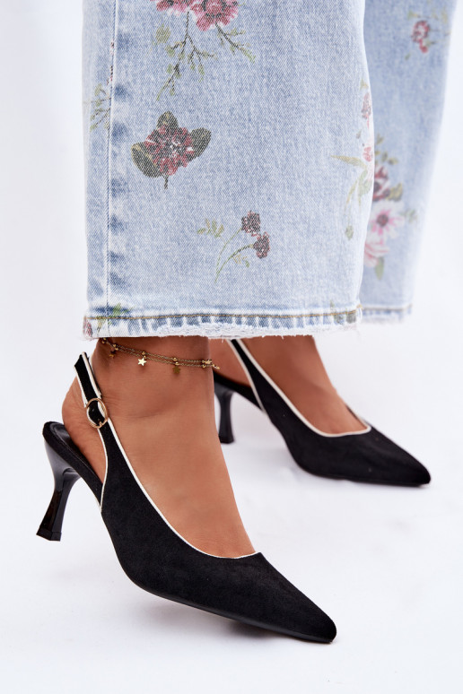 Sandales pour femmes avec des talons finsLamóÀką couleur noire Relmira