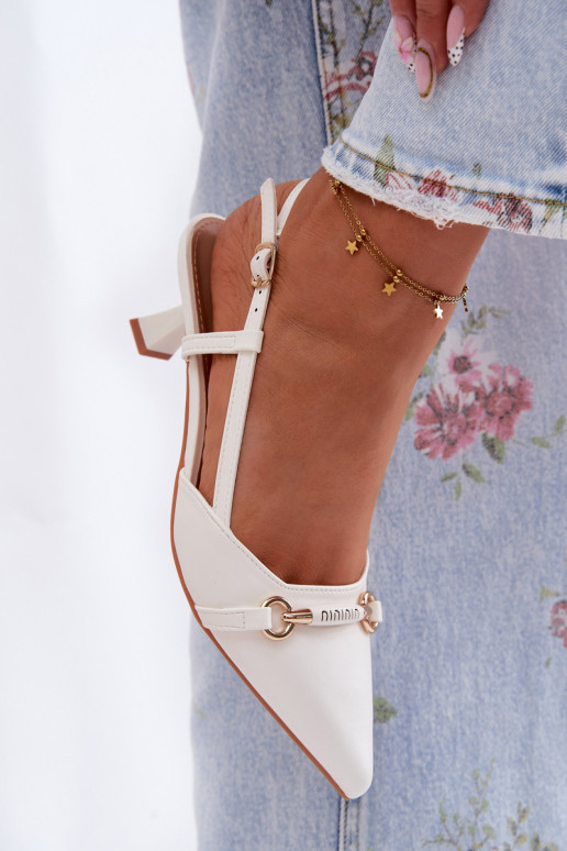 Sandales pour femmes à talons pointus couleur blanche Felessa
