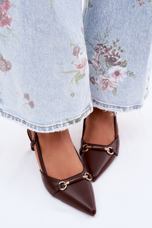 Sandales pour femmes avec des talons Ze Szpiczastymi Noskami marron Felessa