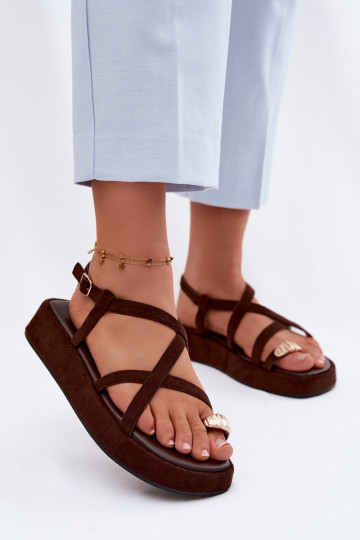 Sandalen mit Plattform und goldenen Details in Schokoladenfarbe Olmira 2