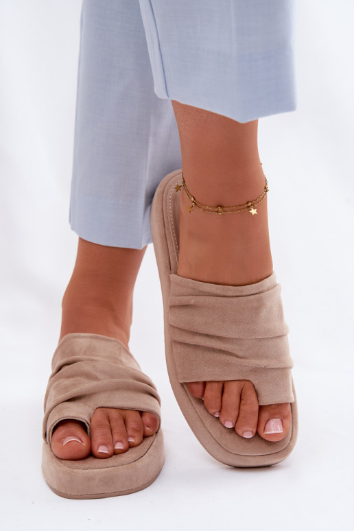 Beige dames slippers met ruches Gelmira