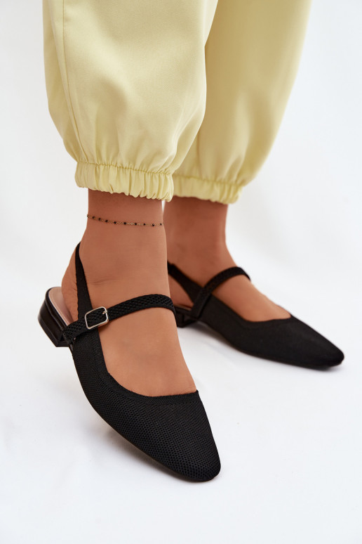  des sandales Ballerines Féminin avec des sangles couleur noire Selrene