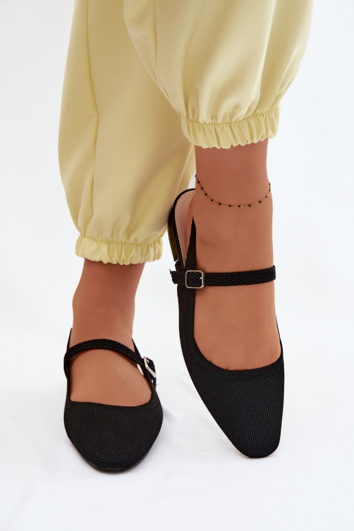  des sandales Ballerines Féminin avec des sangles couleur noire Selrene