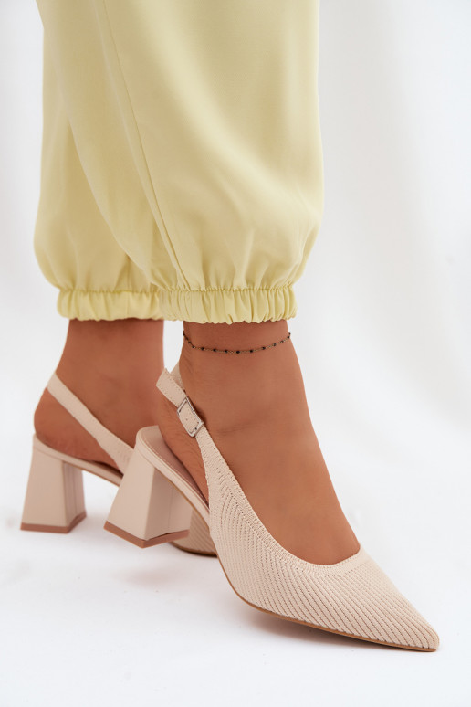 Sandfarbene Sandalen mit Absätzen Elissea