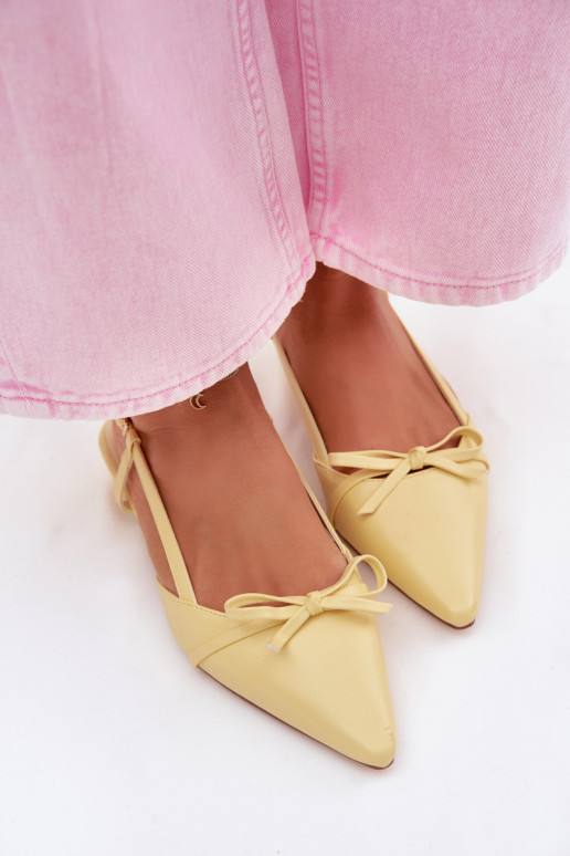 DamensandalenImitacji Skóry Auf niedrigem Absatz gelbe Farbe Jelmera