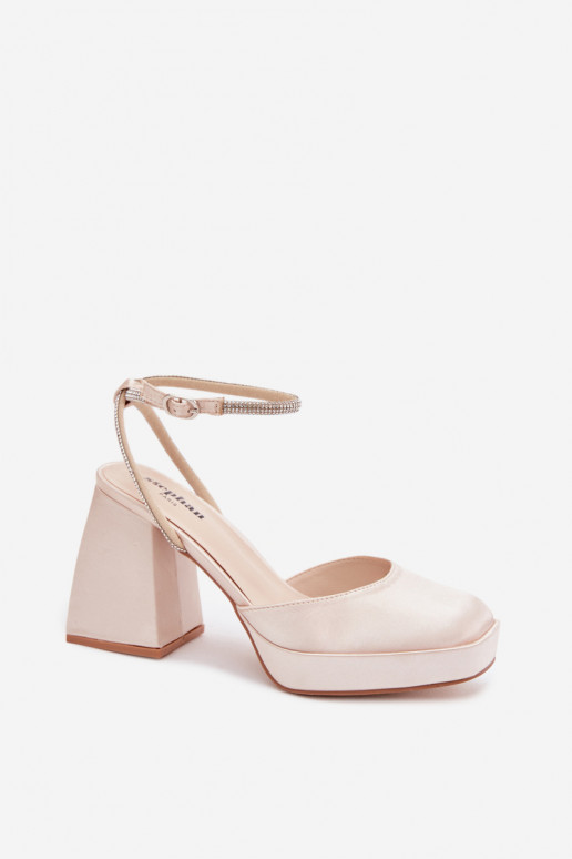 Sandales pour femmes Sur des talons massifs Typu Słupek Pasek avec des yeux qui clignotent couleur dorée Seraphina