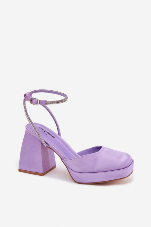 Sandales violettes sur des talons épais avec des clous scintillants Seraphina
