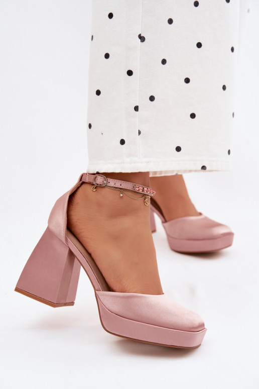 Sandalen mit AbsätzenSatynoZuym INykończeniem Szampańskie Calistae