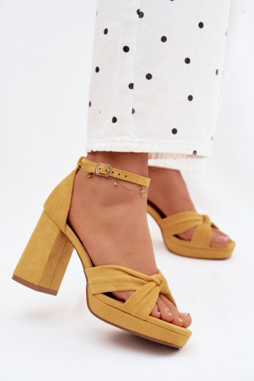 Gele hoge hak sandalen van faux suede Rosetta 2
