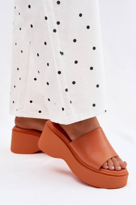 Pantoufles pour femmes avec une plateforme couleur orange Virelia