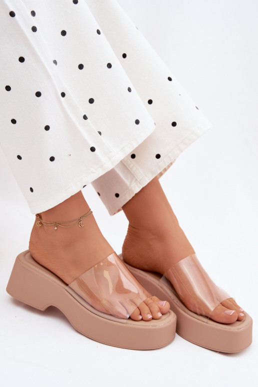 Pantoufles pour femmes avec une plateformeTransparentnym Bandesem beige Selestia