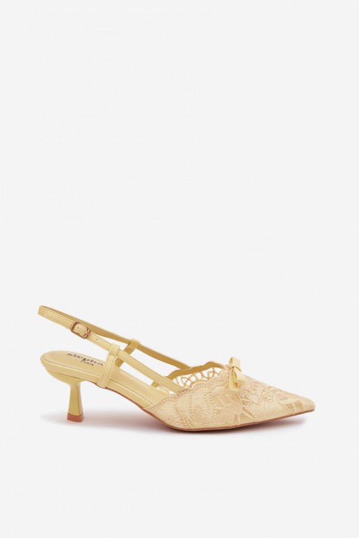 Sandales à lacets Féminin Activé obcasie avec des rubans couleur jaune Il fautribelle