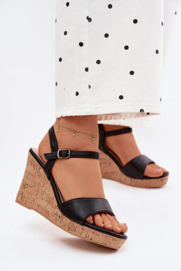 Sandales pour femmes avec une plateforme couleur noire Clarabella