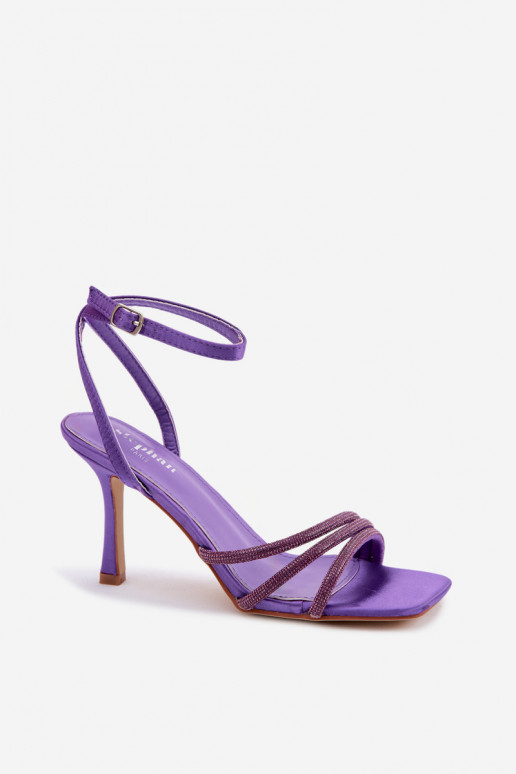 Lila Damen-Sandalen mit dünnen Absätzen und funkelnden Nieten Chiara