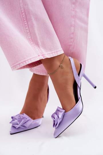 Damensandalen mit dünnen AbsätzenSatynoZuym INykończeniem Violette Farbe Irina