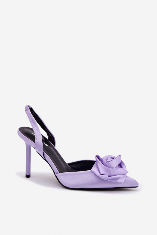 Lila Damen-Sandalen mit dünnen Absätzen und satinierter Oberfläche Irina